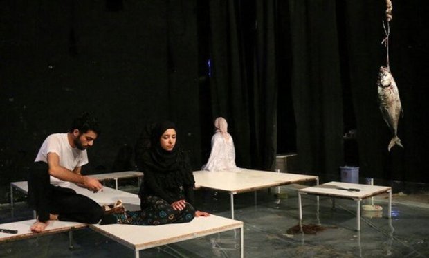2 اثر هنرمندان گناوه به جشنواره تئاتر بوشهر راه یافت