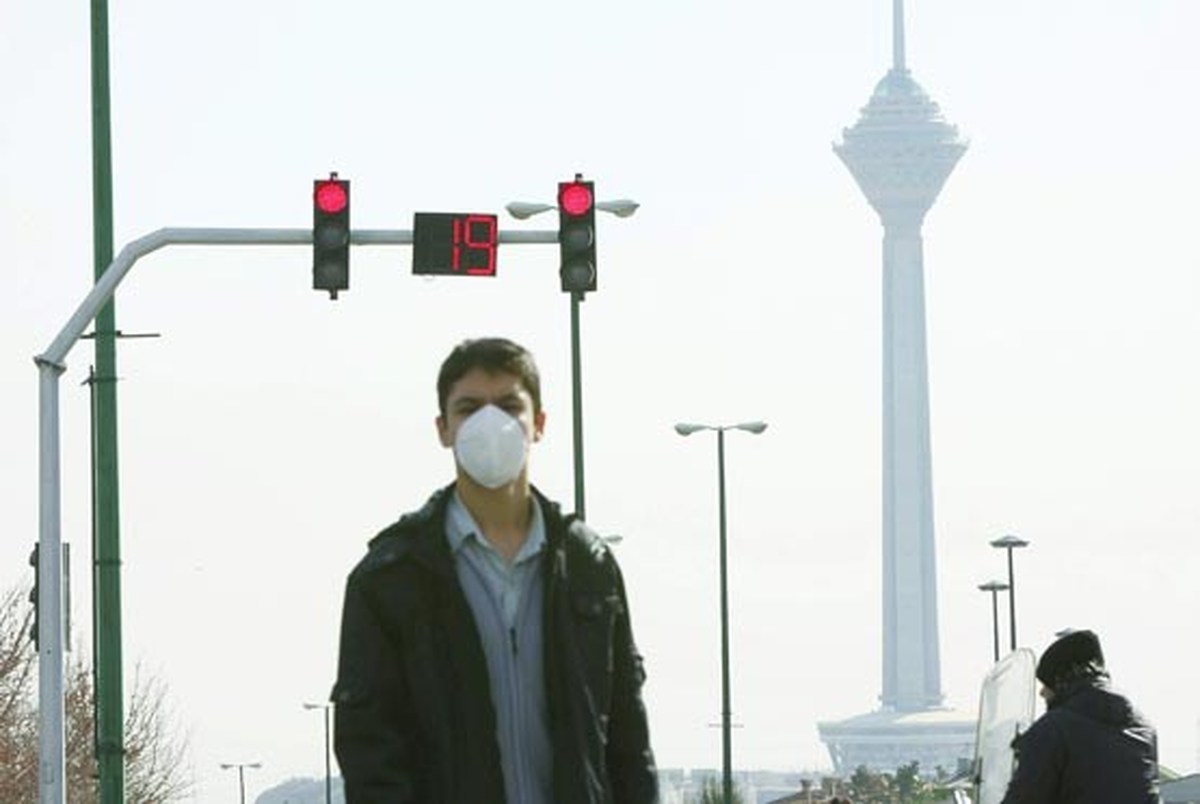 سایه ذرات معلق از هوای تهران کم نشد