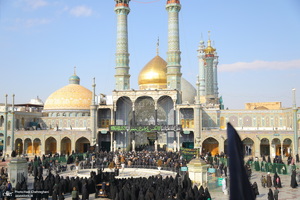 مراسم عزاداری خادمان حرم حضرت معصومه (س) در روز شهادت امام موسی کاظم (ع)‎
