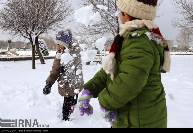 برف مدارس 2 شهرستان خراسان شمالی تعطیل کرد
