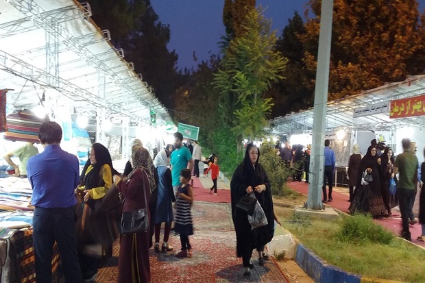 نمایشگاه صنایع دستی استانی در دهدشت گشایش یافت