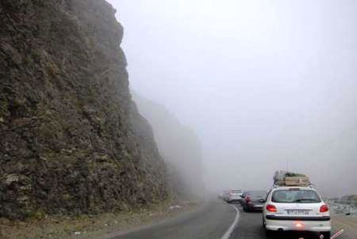 باران پراکنده در جاده های استان گیلان / مه گرفتگی در محور فیروزکوه و چالوس