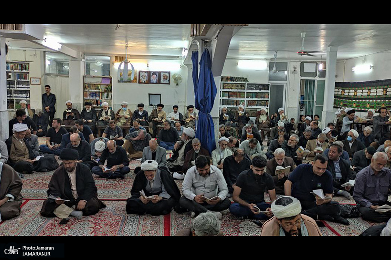 احیای شب بیست و یکم ماه مبارک رمضان در بیت آیت الله العظمی صانعی (ره)