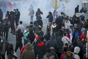 خشم مردم فرانسه به دلیل بازداشت خشونت بار دانش آموزان+عکس