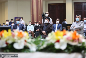 مراسم پنجاهمین سال تاسیس بهشت زهرا (س)‌ در حرم امام خمبنی