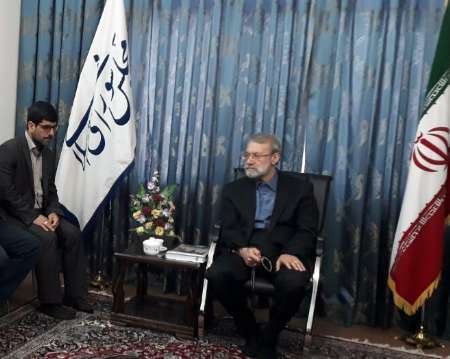 لاریجانی: توجه به مهارت آموزی و اشتغال جوانان از دغدغه های اصلی دولتمردان است