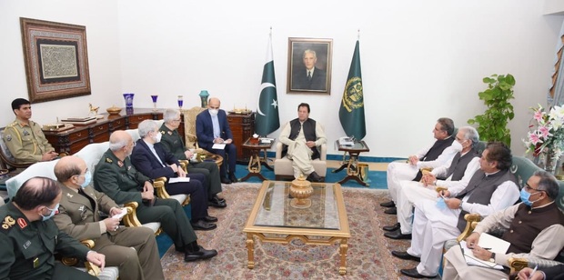 دیدار عمران‌ خان و سردار باقری در اسلام آباد