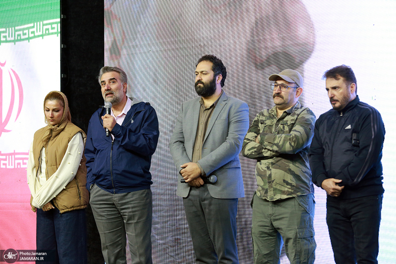 اجتماع پرشور مردم و هنرمندان در باغ فردوس