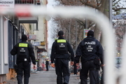حمله افراد نقابدار به یک مسجد در آلمان