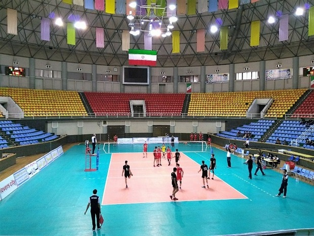 رقابت های والیبال قهرمانی جوانان کشور در ارومیه آغاز شد
