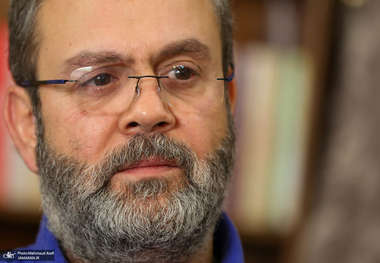 نماینده حزب الله لبنان در تهران: با انتقال سوخت ایران تحریم لبنان شکسته شد