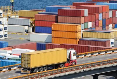 افزایش حجم صادرات و واردات کشور در سال جاری