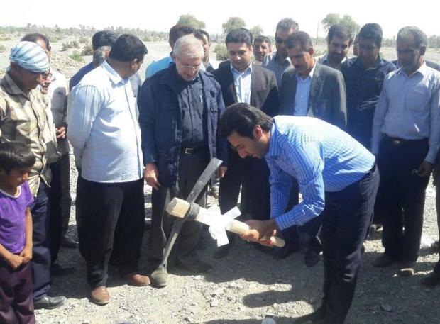 عملیات اجرایی ساخت پل رمشک در جنوب کرمان آغاز شد