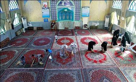 غبارروبی 300 مسجد دشتستان در آستانه ماه مبارک رمضان