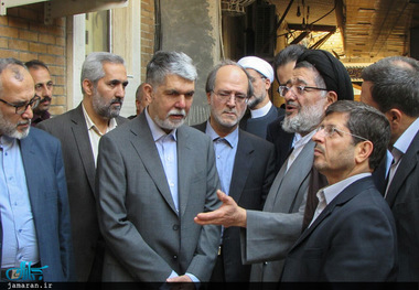 وزیر فرهنگ:جامعه نیازمند طنز مضاعف است