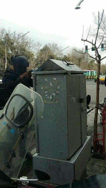 واکنش ها به پرت کردن دختری از روی جعبه مخابرات خیابان انقلاب/ مادر وی نیز دستگیر شد!
