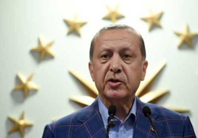 پیامدهای پیروزی اردوغان در همه پرسی برای ترکیه خطرناک است