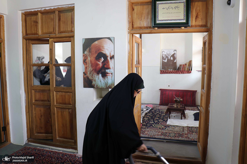 غبار روبی زادگاه حضرت امام خمینی در خمین