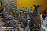 نمایشگاه صنایع دستی در کرج برگزار شده است