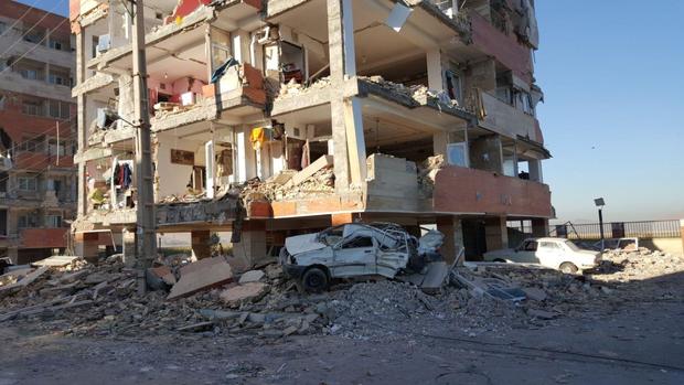 نجار: اسکان موقت و واگذاری چادربه زلزله زدگان در حد ممکن انجام شده است