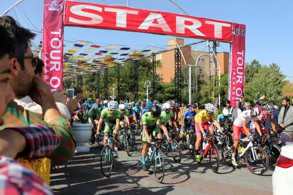 استارت پنجمین مرحله از تور دوچرخه‌سواری ایران- آذربایجان