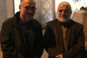 تصویری از عبدالله نوری و محمدعلی ابطحی در تئاتر شهر بدون لباس روحانیت