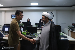 بازدید رییس موسسه تنظیم و نشر آثار امام خمینی (ره) از خبرگزاری ایسنا