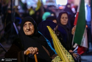 چهل و ششمین شب اجتماع پر شور مردم در میدان چهار باغ