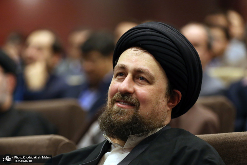 حضور سید حسن خمینی در اختتامبه مسایقات قرآنی ، اذان وتفسیر کارکنان بانک صادرات