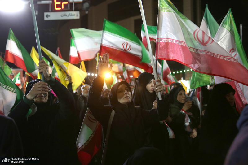 چهل و چهارمین شب اجتماع پرشور مردم در صادقیه