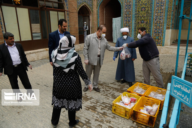 یک هزار کیلوگرم گوشت گرم بین نیازمندان کردستانی توزیع شد