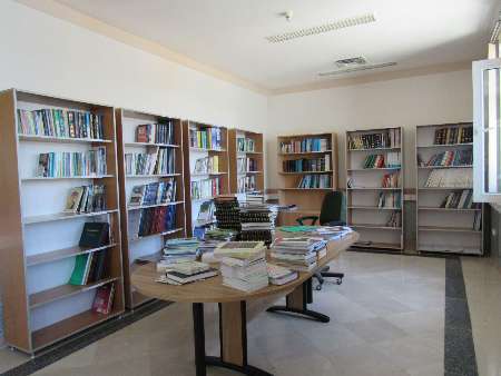 نخستین کتابخانه تخصصی فرمانداری بانه راه اندازی شد