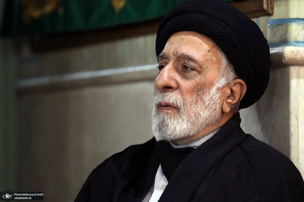 هادی خامنه‌ای: تریبون‌های عمومی از کسانی که حرف‌های بی‌حساب می‌زنند، گرفته شود/ مسئولان کاری کنند که مردم نسبت به نظام دلبستگی بیشتری داشته باشند/ آزادیخواهان جهان باید رژیم صهیونیستی را محاصره اقتصادی کنند