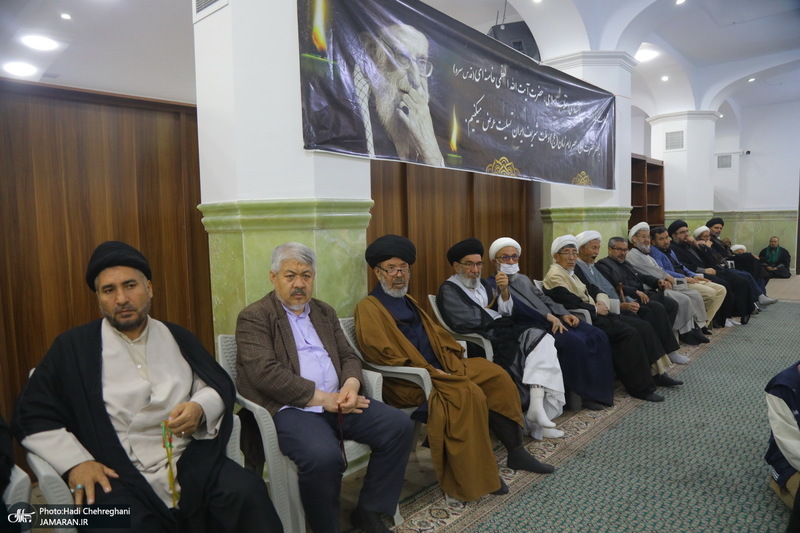 مراسم شب سالگرد شهادت امام صادق(ع) و بزرگداشت رهبر شهید انقلاب از سوی سید حسن خمینی