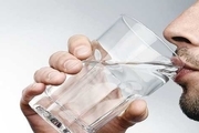 اگر بیش از اندازه آب بخوریم چه اتفاقی برای بدنمان می افتد؟