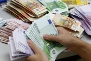 حساب‌های بانکی ۸۶ دلال و قاچاقچی ارز مسدود شدند