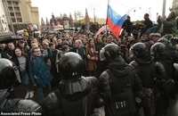 تظاهرات در سالروز تولد پوتین