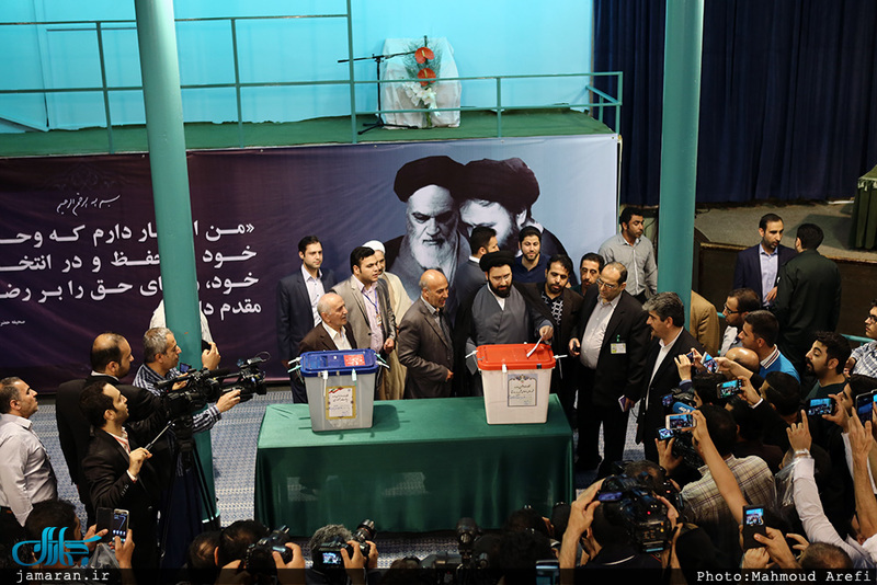 رای گیری انتخابات ریاست جمهوری و انتخابات شورها-حسینیه جماران