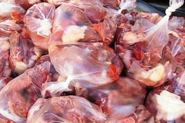 بیش‌ از ۵ تن گوشت‌ قربانی بین نیازمندان نقده توزیع شده است