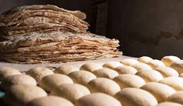 100 هزار قرص نان برای مناطق سیل زده ایلام پخت شد