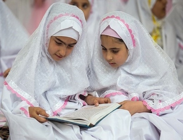 10 هزار دانش آموز ایلامی آموزش های قرآنی را فرا می گیرند