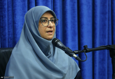 رییس سازمان محیط زیست: با انبوهی از ترک فعل‌ها در اجرای قانون هوای پاک مواجه هستیم/ ناوگان خودروهای فرسوده از مهم‌ترین عوامل آلودگی هوا در کلانشهرهای کشور هستند/ امکان گوگردزدایی از مازوت توسط شرکت‌های دانش بنیان را پیگیر هستیم