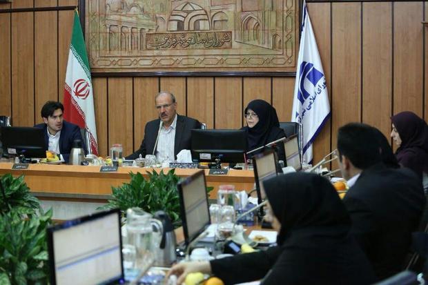 شورای شهر قزوین از معلمان تجلیل می کند