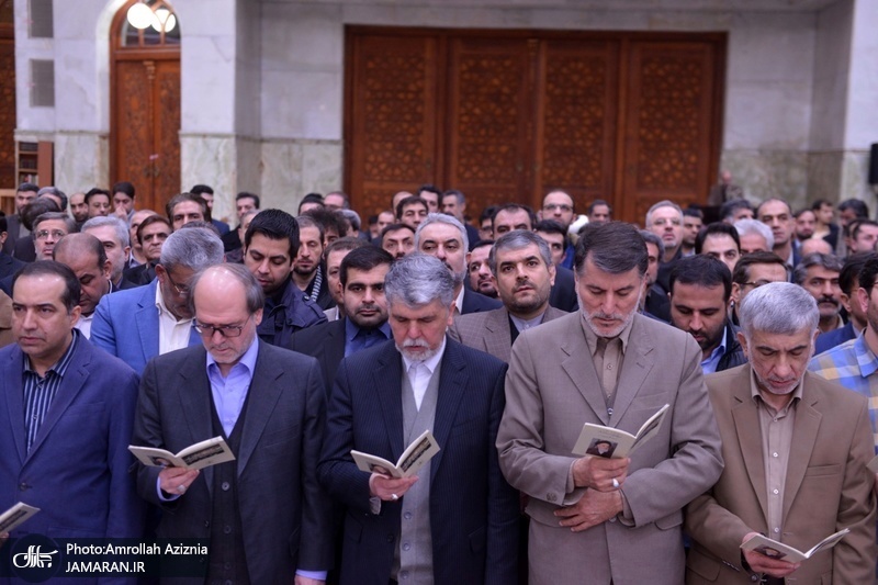 تجدید میثاق وزیر و کارکنان وزارت فرهنگ و ارشاد اسلامی با آرمان های امام خمینی(س)