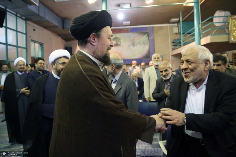 مراسم رونمایی از کتاب کارگزار صدیق در حسینیه جماران