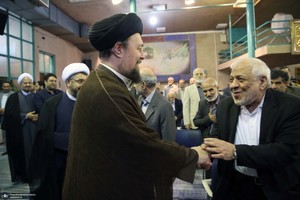 مراسم رونمایی از کتاب کارگزار صدیق در حسینیه جماران