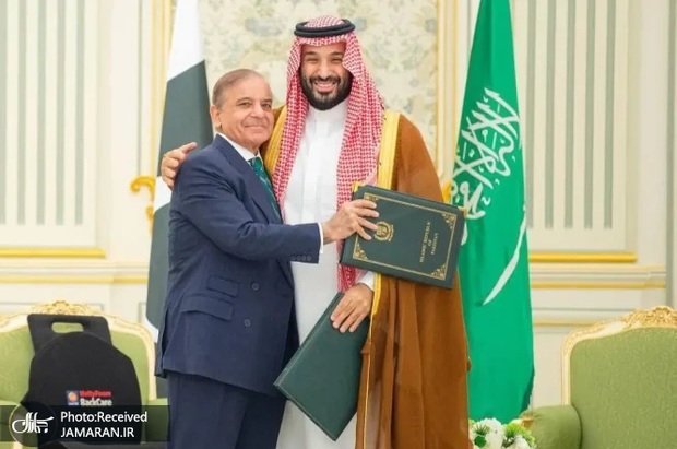 کامران کرمی، تحلیلگر مسائل عربستان: توافق اخیر با پاکستان، بخشی از خیزش تدریجی و نرم عربستان به سمت شرق است/ عربستان برای تحقق اهداف خود در سند ۲۰۳۰، نیازمند همکاری توامان با شرق و غرب است