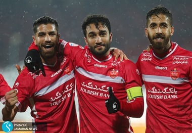 واکنش بازیکنان پرسپولیس به ادعای رقم خوردن قهرمانی ها در خارج از زمین!