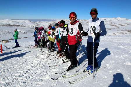 نفرات برتر مسابقات استانی اسکی آلپاین آموزشگاهای زنجان شناخته شدند