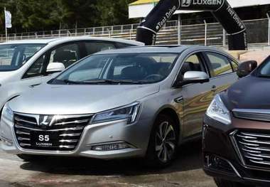 کشف 35 دستگاه خودرو خارجی قاچاق در بوشهر